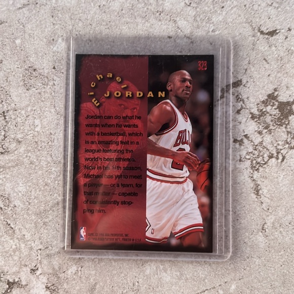 Basketball card - Picture 2 of 2